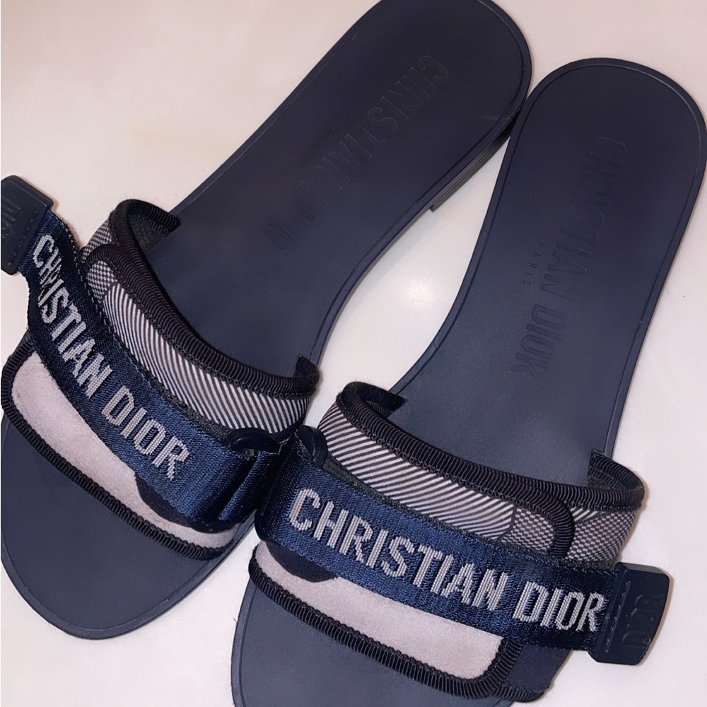 CHRISTIAN DIOR REAL SIZE 38 NAVY BLUE